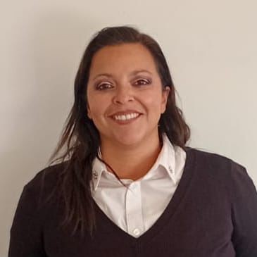 Esc. Verónica Rodríguez Trincabelli, RM & Asociados